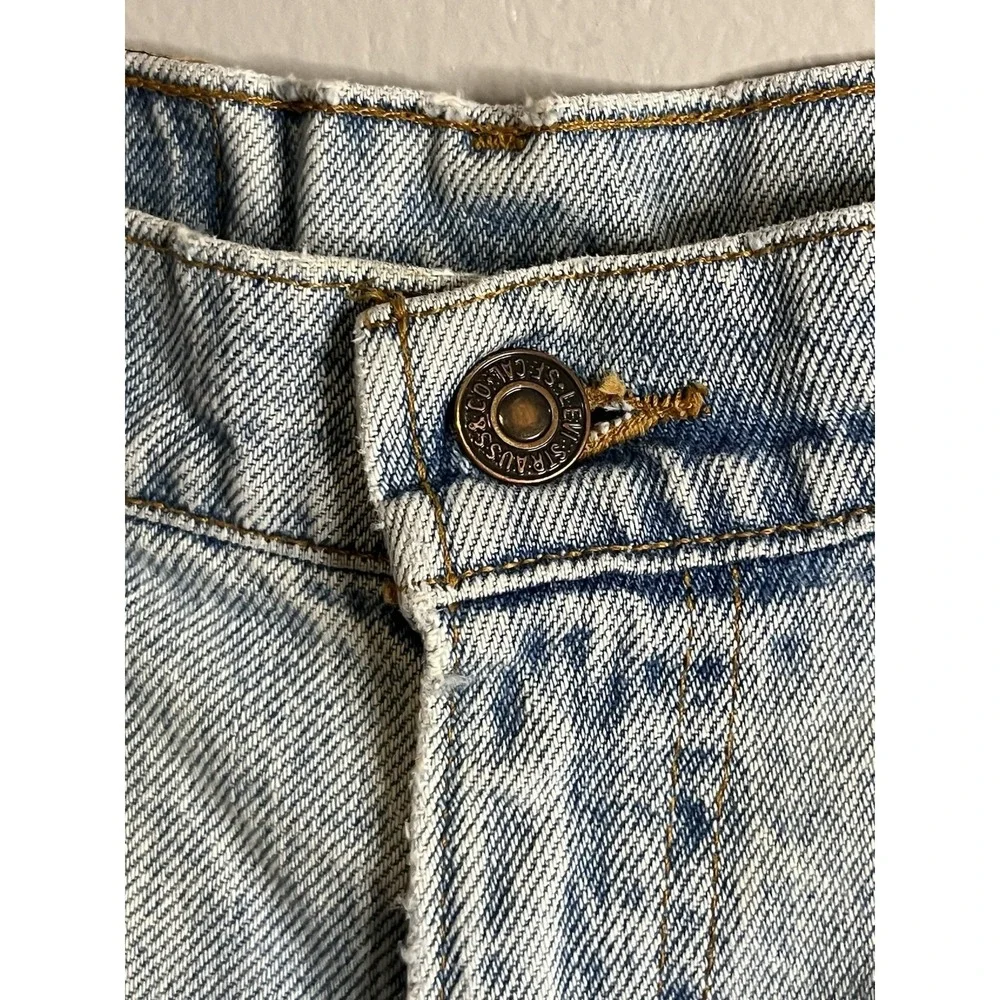 Vintage Levis 550 Relaxed Fit Orange Tab Jean Shorts 1993 Made in USA Size 30